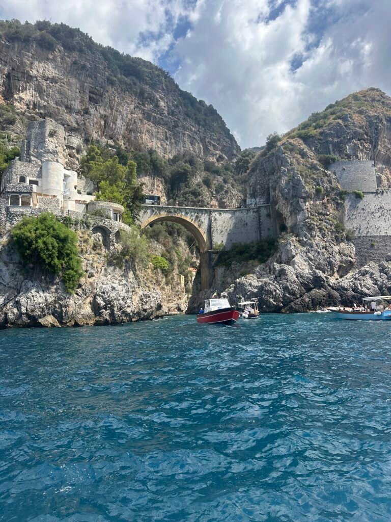 903E54B0-1A4F-4ACF-AFCD-B552AA66B71A