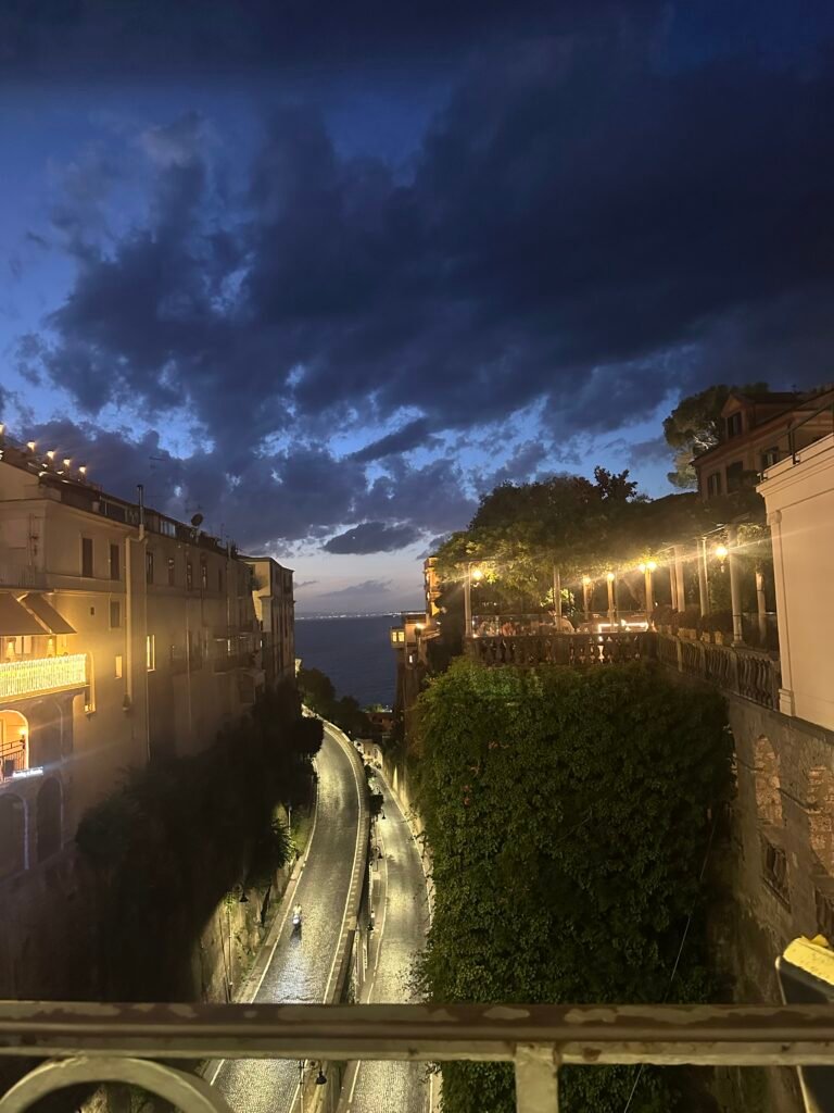 A1E4DC41-787A-42CE-B70A-356005EE1A94